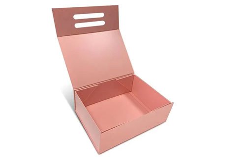 Folding Cartons with Magnetic Closure